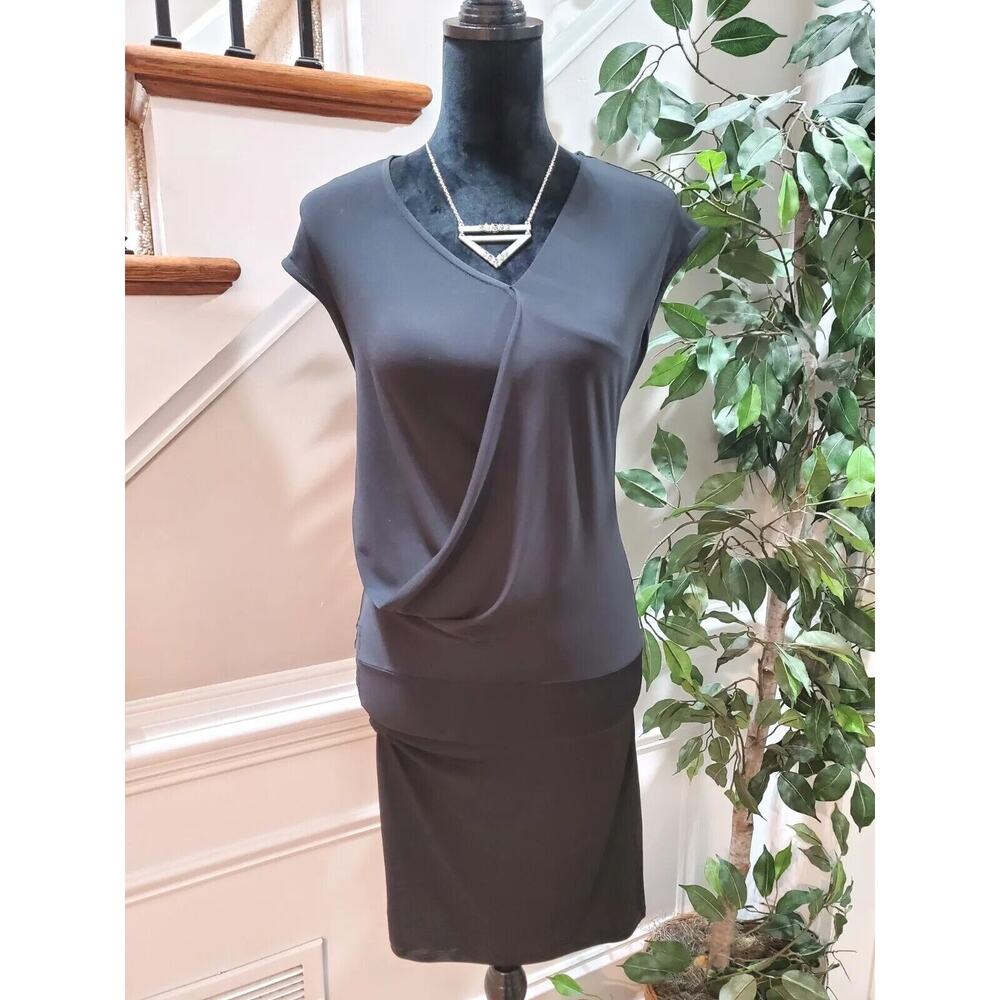 Bar III Women's Black Polyester V-Neck Sleeveless Knee Length Dress Size X-Small